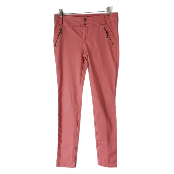 Stylish Pink Pants with Zipper Pockets - Picture 1 of 4